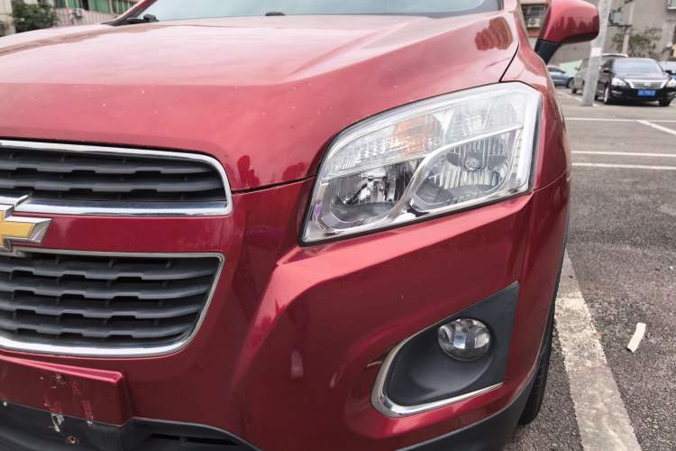 Used Chevrolet Trax 2016 1.4T Manual Two-Wheel Drive Comfort Version with Sunroof Left Front Headlight