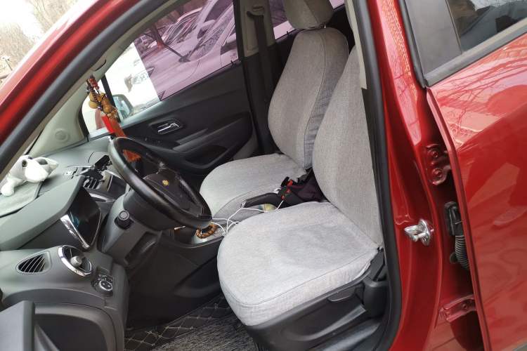 Used Chevrolet Trax 2016 1.4T Automatic Two-Wheel Drive Comfort Version with Sunroof Left Front Seat