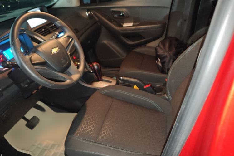 Used Chevrolet Trax 2016 1.4T Automatic Two-Wheel Drive Comfort Version with Sunroof Left Front Seat