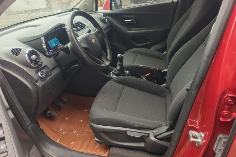 Used Chevrolet Trax 2016 1.4T Manual Two-Wheel Drive Comfort Version with Sunroof Left Front Seat