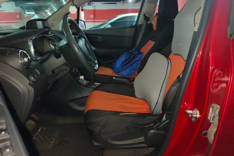 Used Chevrolet Trax 2016 1.4T Automatic Two-Wheel Drive Comfort Version with Sunroof Left Front Seat