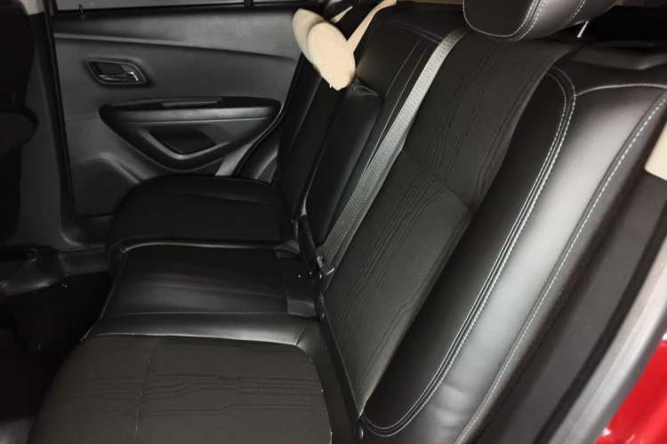 Used Chevrolet Trax 2016 1.4T Automatic Two-Wheel Drive Luxury Version Left Rear Seat