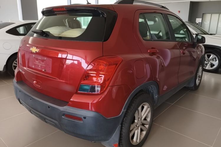 Used Chevrolet Trax 2016 1.4T Automatic Two-Wheel Drive Comfort Version with Sunroof Rear Right 45 Deg