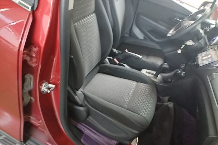 Used Chevrolet Trax 2016 1.4T Automatic Two-Wheel Drive Comfort Version with Sunroof Right Front Seat