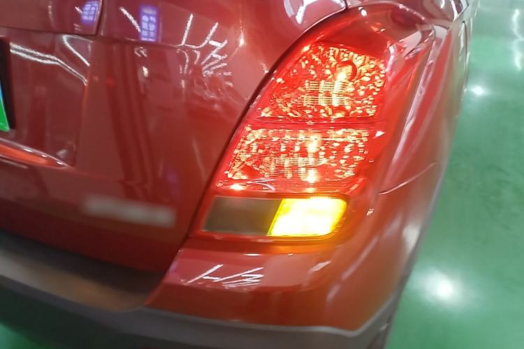 Used Chevrolet Trax 2016 1.4T Automatic Two-Wheel Drive Comfort Version with Sunroof Right Rear Taillight
