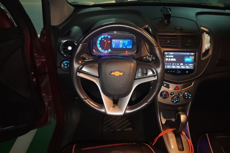 Used Chevrolet Trax 2016 1.4T Automatic Two-Wheel Drive Luxury Version Steering Wheel