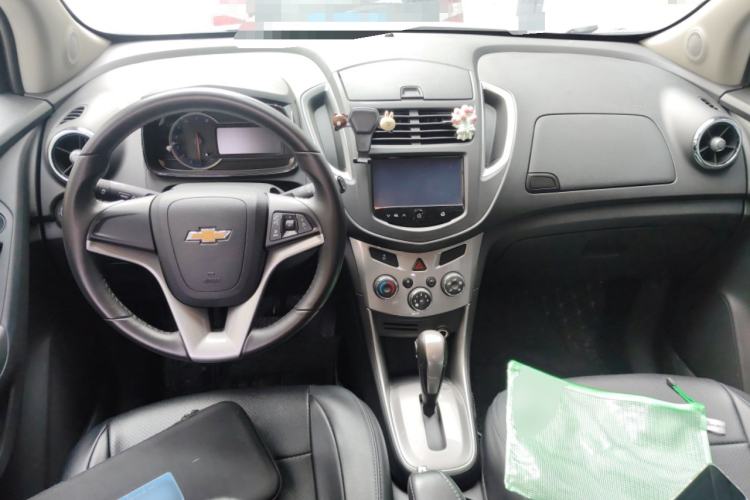Used Chevrolet Trax 2016 1.4T Automatic Two-Wheel Drive Luxury Version Center Console