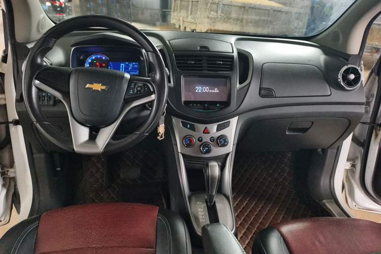 Used Chevrolet Trax 2016 1.4T Automatic Two-Wheel Drive Luxury Version Center Console