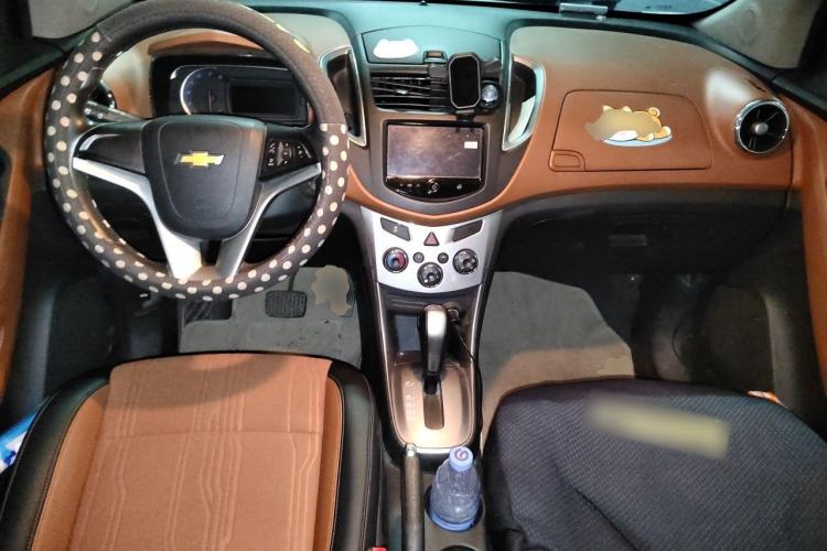 Used Chevrolet Trax 2016 1.4T Automatic Two-Wheel Drive Luxury Version Center Console