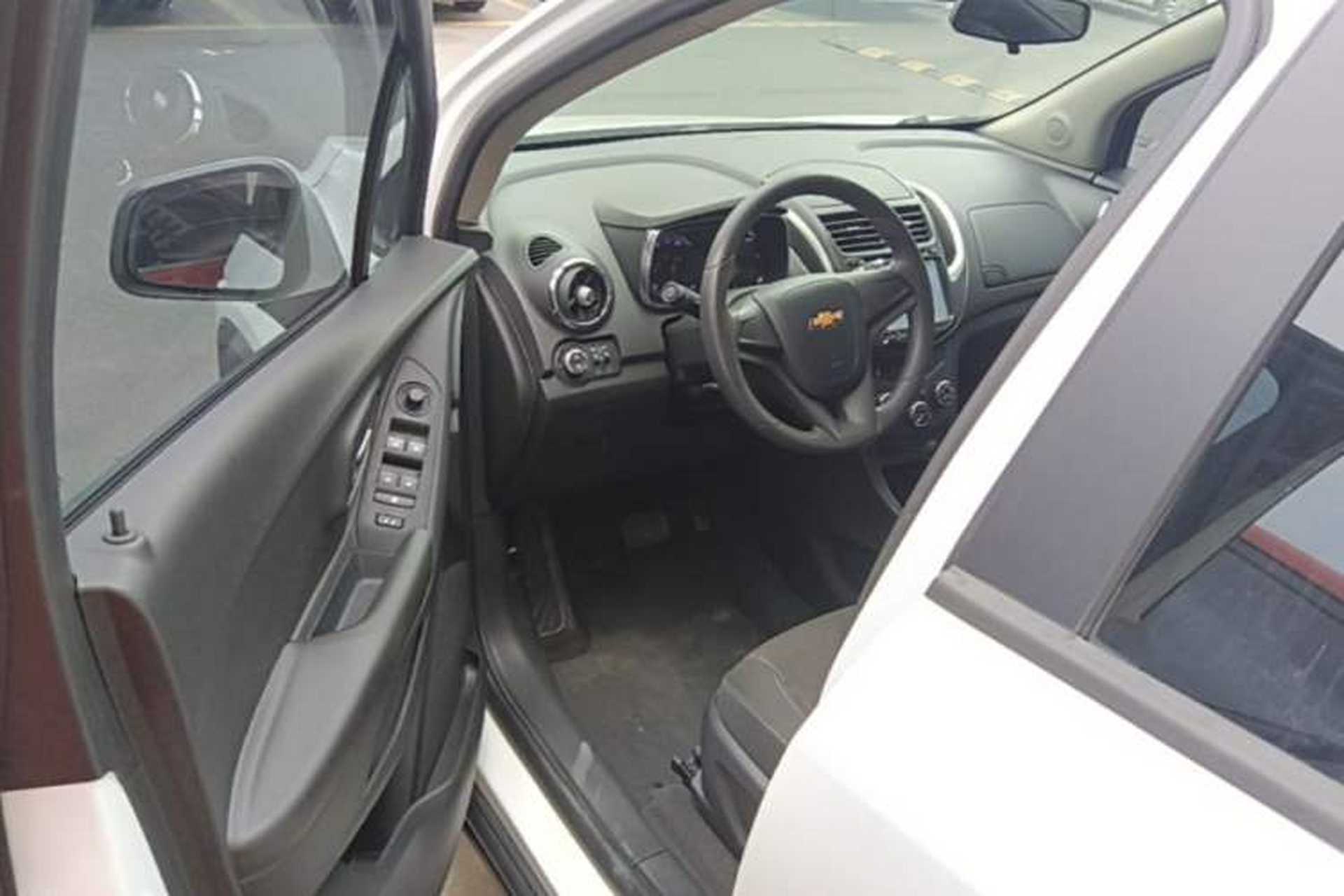 Used Chevrolet Trax 2016 1.4T Automatic Two-Wheel Drive Comfort Version with Sunroof Driver Seat