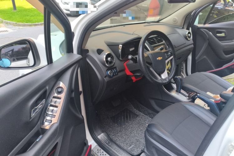 Used Chevrolet Trax 2016 1.4T Automatic Two-Wheel Drive Luxury Version Driver Seat