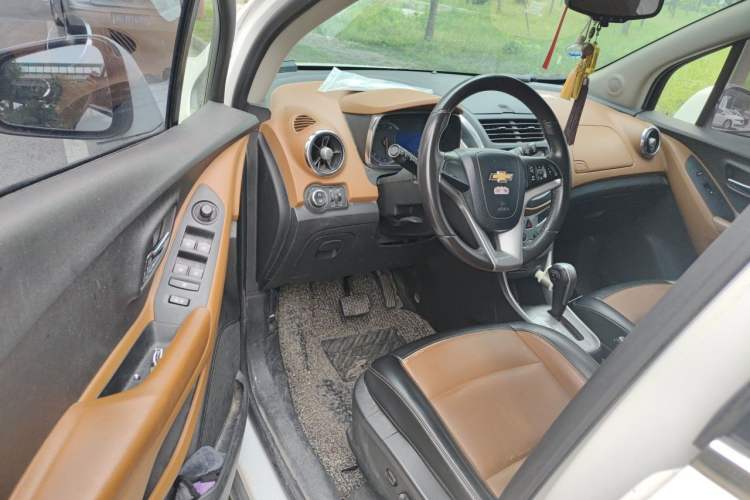 Used Chevrolet Trax 2016 1.4T Automatic 4x4 Flagship Model Driver Seat