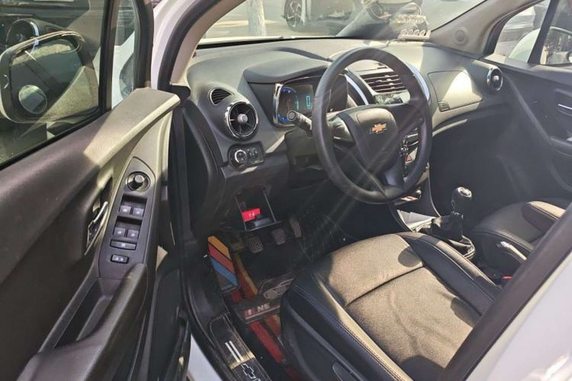 Used Chevrolet Trax 2016 1.4T Manual Two-Wheel Drive Comfort Version with Sunroof Driver Seat