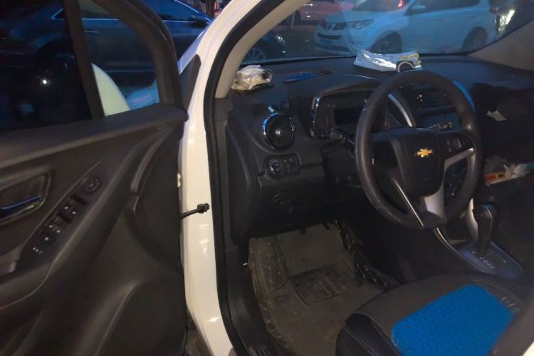 Used Chevrolet Trax 2016 1.4T Automatic Two-Wheel Drive Luxury Version Driver Seat