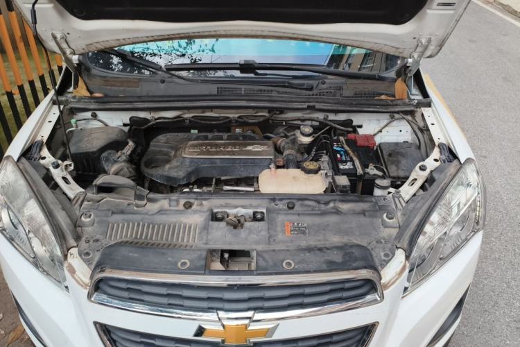 Used Chevrolet Trax 2016 1.4T Automatic Two-Wheel Drive Comfort Version with Sunroof Engine Bay