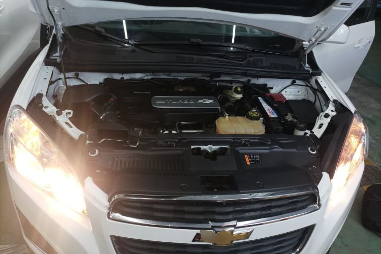 Used Chevrolet Trax 2016 1.4T Automatic Two-Wheel Drive Comfort Version with Sunroof Engine Bay