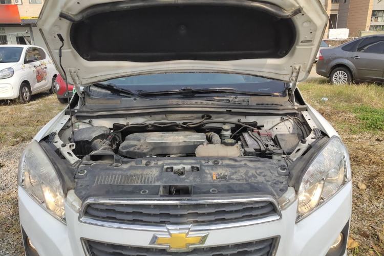 Used Chevrolet Trax 2016 1.4T Manual Two-Wheel Drive Comfort Version with Sunroof Engine Bay