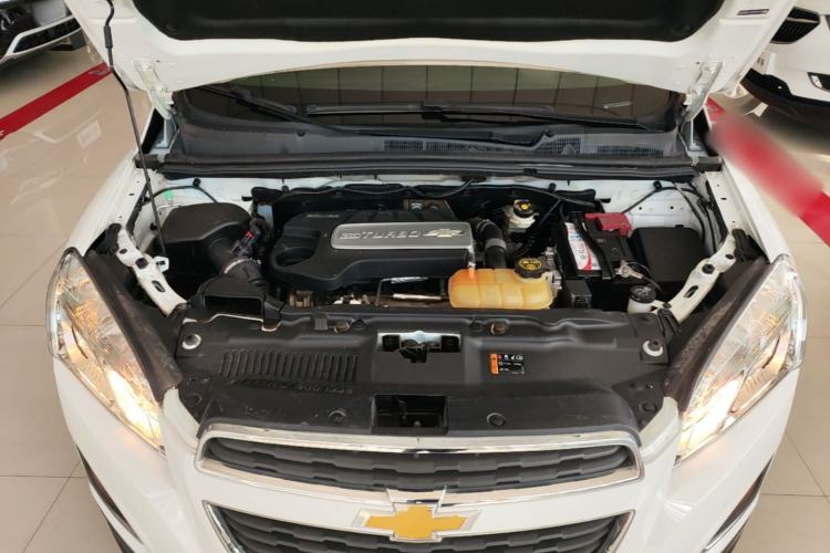 Used Chevrolet Trax 2016 1.4T Automatic Two-Wheel Drive Comfort Version with Sunroof Engine Bay