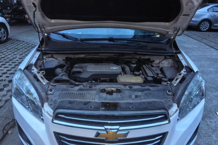 Used Chevrolet Trax 2016 1.4T Automatic Two-Wheel Drive Luxury Version Engine Bay