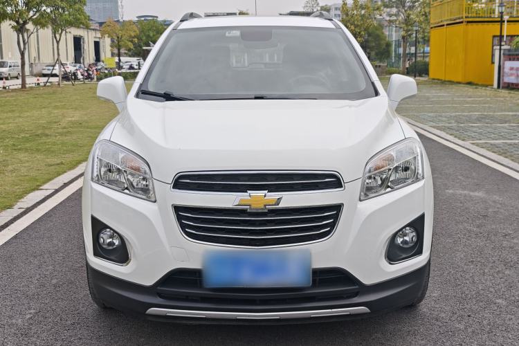 Used Chevrolet Trax 2016 1.4T Automatic Two-Wheel Drive Luxury Version Exterior 2