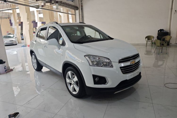 Used Chevrolet Trax 2016 1.4T Automatic 4x4 Flagship Model Exterior 2