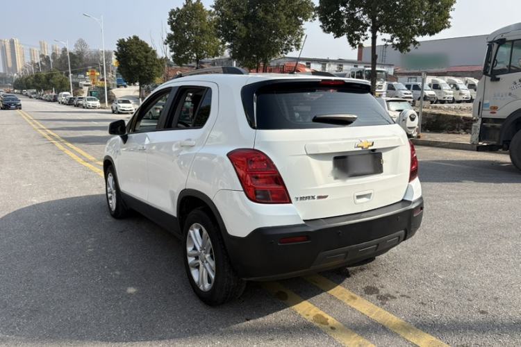 Used Chevrolet Trax 2016 1.4T Automatic Two-Wheel Drive Comfort Version with Sunroof Exterior 2