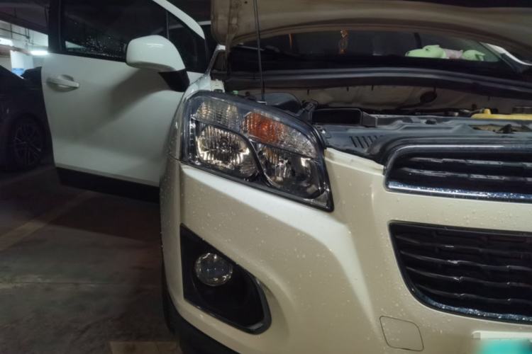 Used Chevrolet Trax 2016 1.4T Automatic Two-Wheel Drive Comfort Version with Sunroof Exterior 3