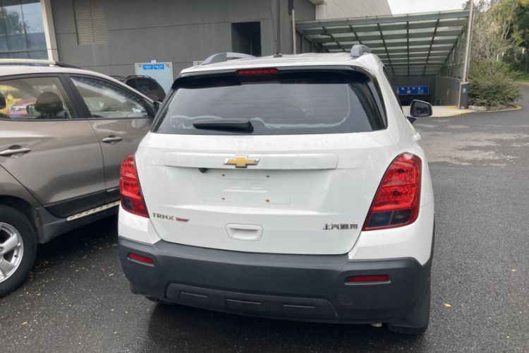 Used Chevrolet Trax 2016 1.4T Manual Two-Wheel Drive Comfort Version with Sunroof Exterior 5