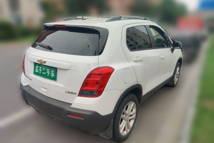Used Chevrolet Trax 2016 1.4T Manual Two-Wheel Drive Comfort Version with Sunroof Exterior 5