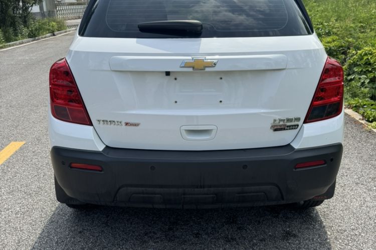 Used Chevrolet Trax 2016 1.4T Automatic Two-Wheel Drive Comfort Version with Sunroof Exterior 5