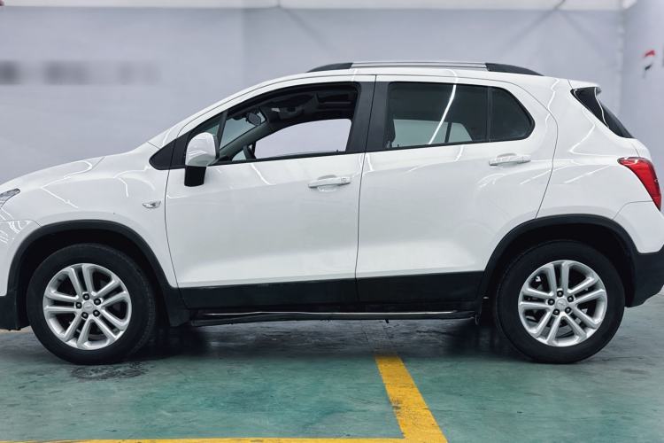 Used Chevrolet Trax 2016 1.4T Automatic Two-Wheel Drive Comfort Version with Sunroof Exterior 6