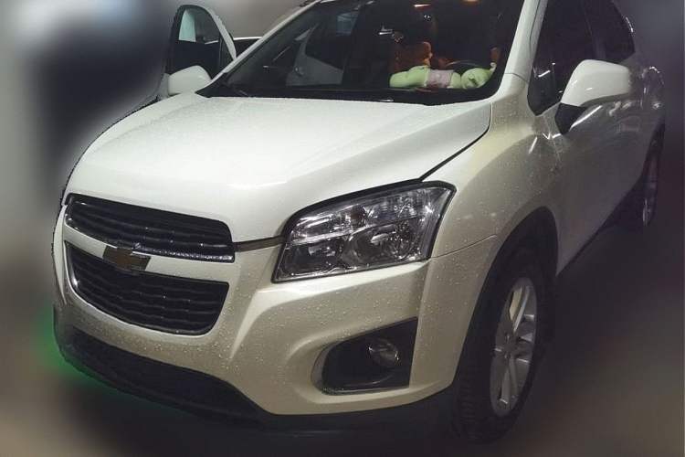 Used Chevrolet Trax 2016 1.4T Automatic Two-Wheel Drive Comfort Version with Sunroof Exterior 6