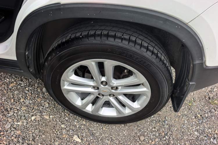 Used Chevrolet Trax 2016 1.4T Automatic Two-Wheel Drive Comfort Version with Sunroof Exterior 9