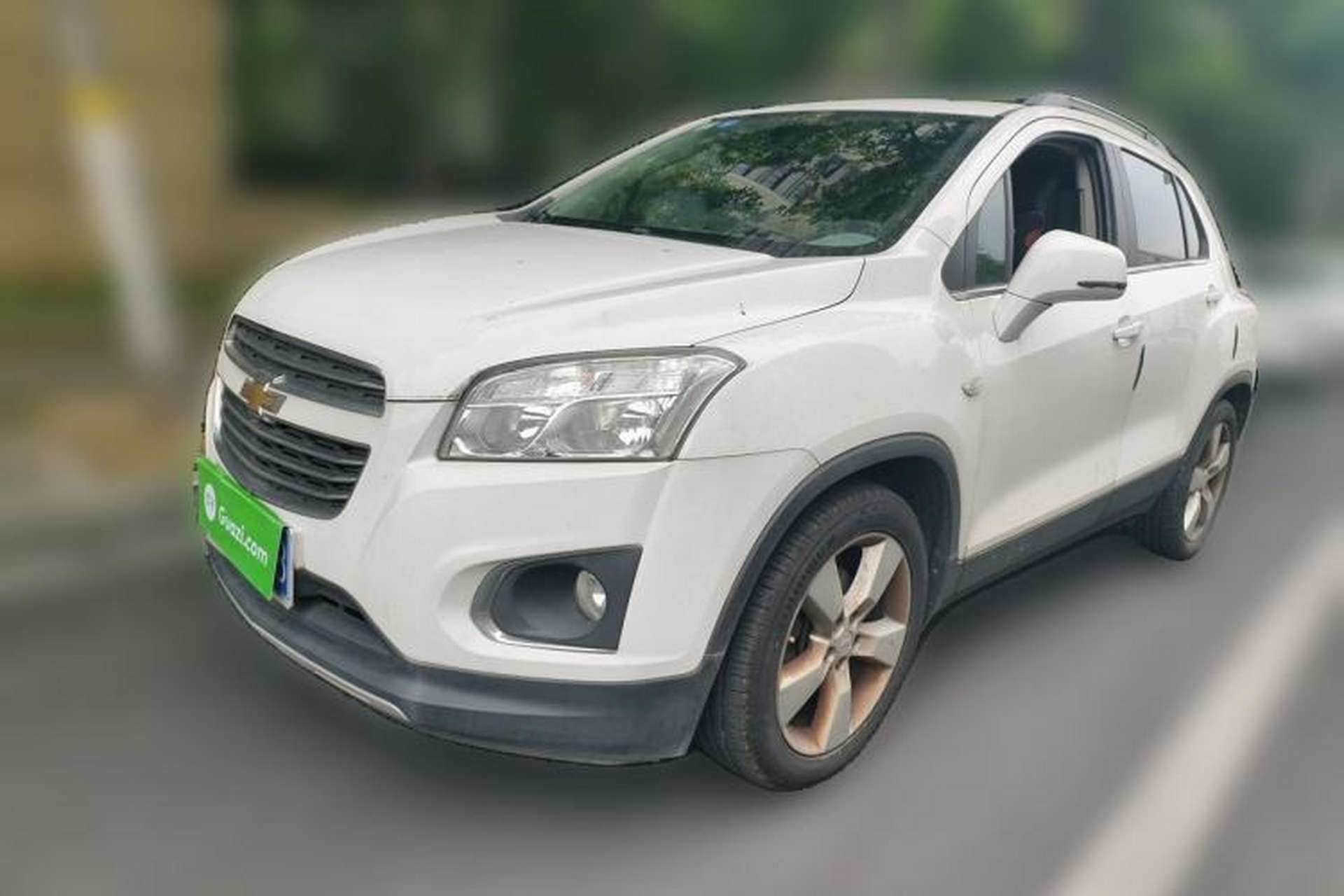 Used Chevrolet Trax 2016 1.4T Automatic Two-Wheel Drive Luxury Version Front Left 45 Deg