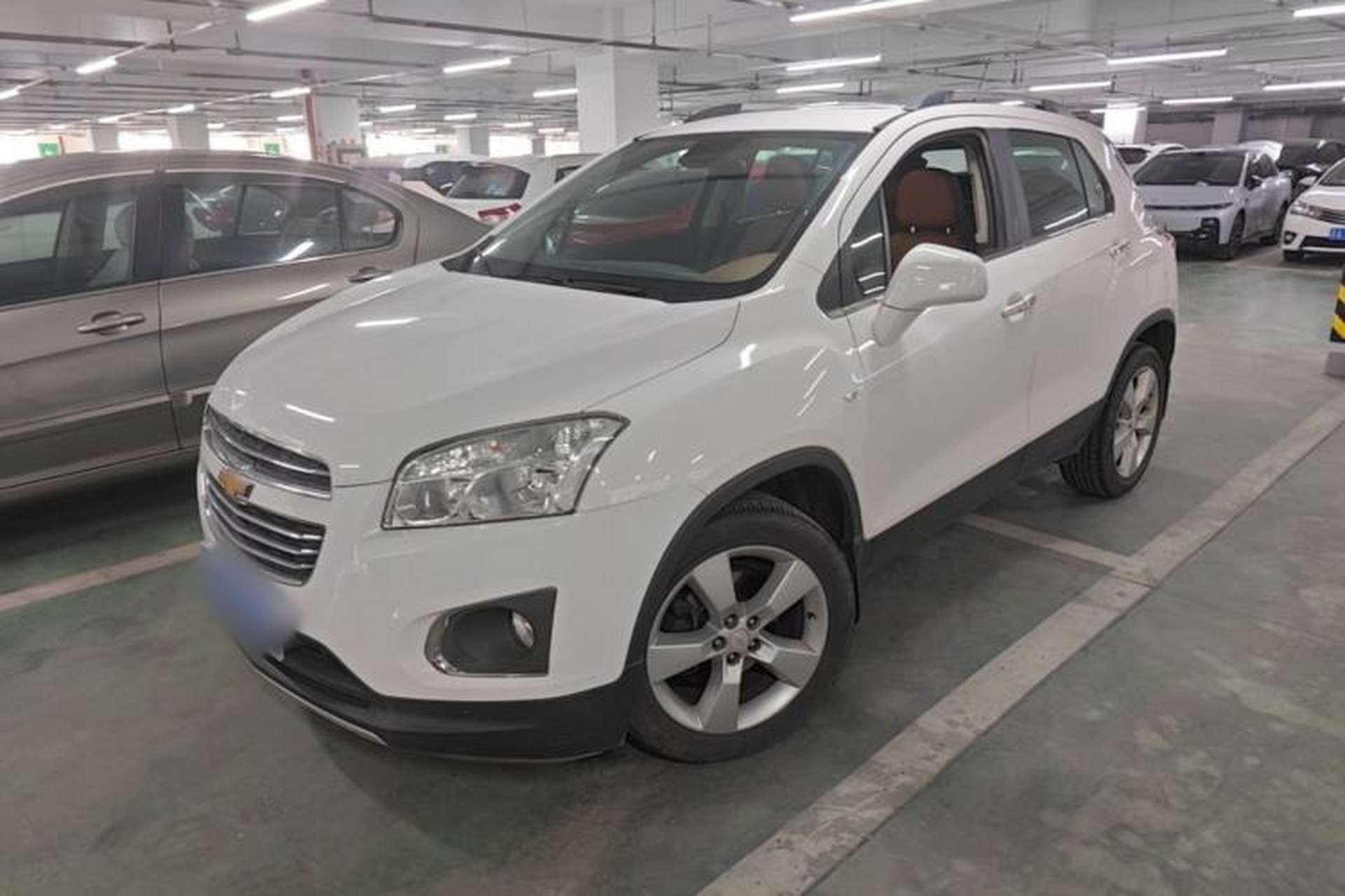 Used Chevrolet Trax 2016 1.4T Automatic Two-Wheel Drive Luxury Version Front Left 45 Deg