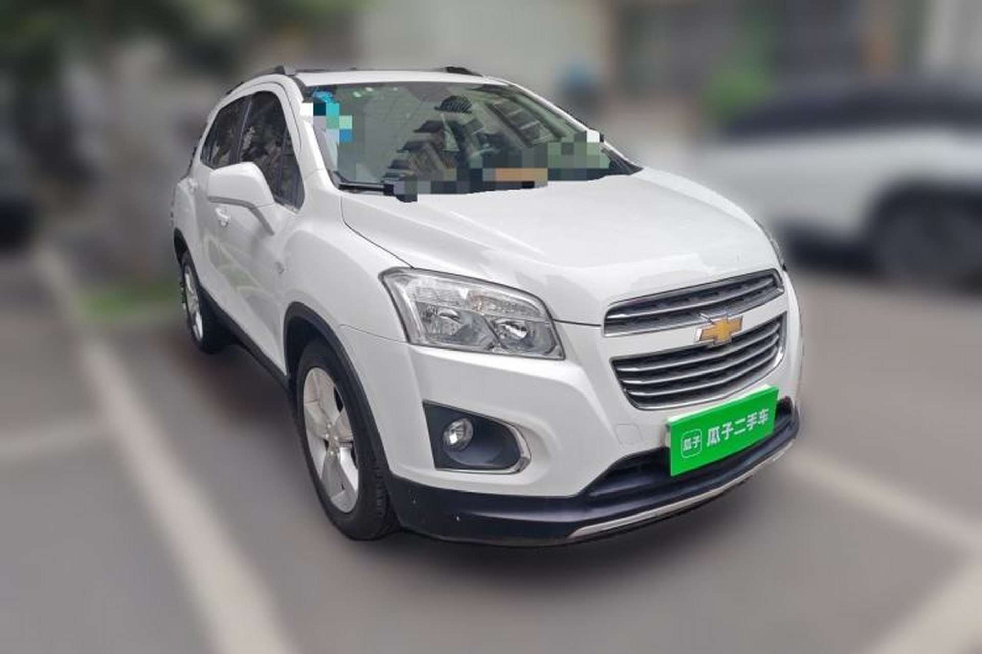 Used Chevrolet Trax 2016 1.4T Automatic Two-Wheel Drive Luxury Version Front Right 45 Deg