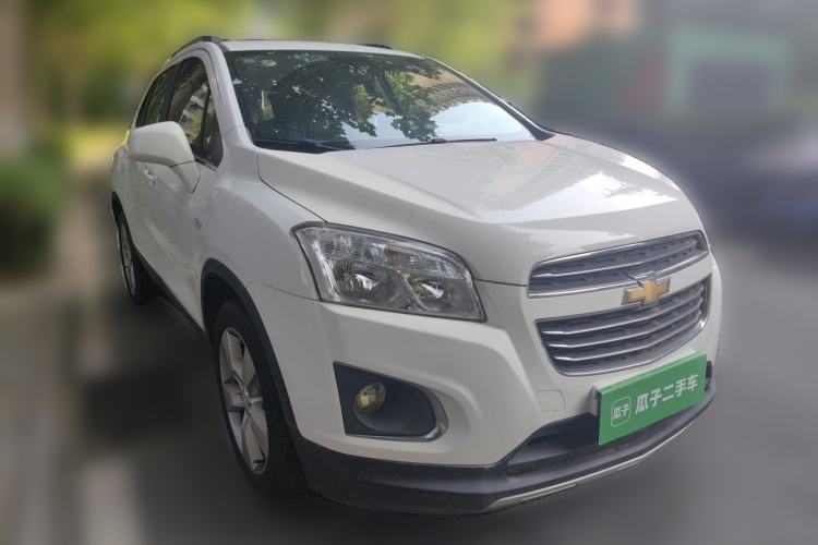 Used Chevrolet Trax 2016 1.4T Automatic Two-Wheel Drive Luxury Version Front Right 45 Deg