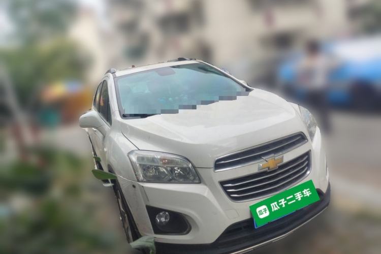 Used Chevrolet Trax 2016 1.4T Automatic Two-Wheel Drive Luxury Version Front Right 45 Deg