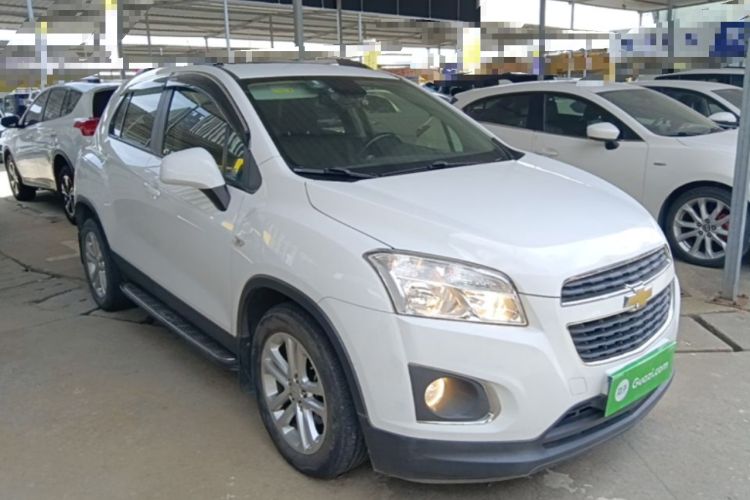 Used Chevrolet Trax 2016 1.4T Automatic Two-Wheel Drive Comfort Version with Sunroof Front Right 45 Deg