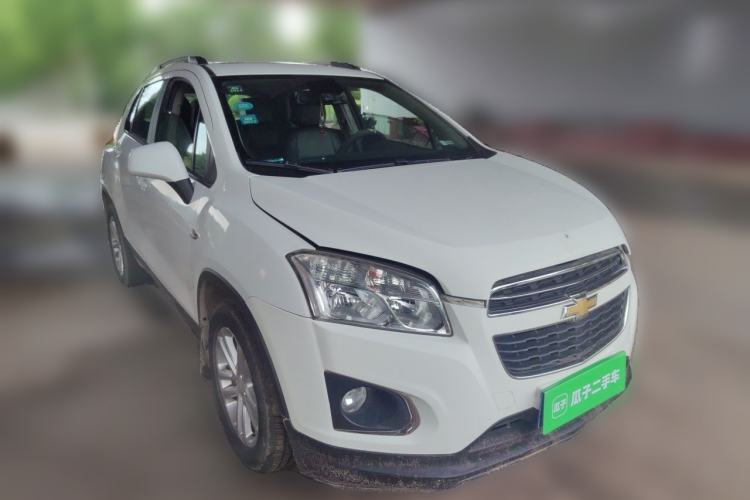 Used Chevrolet Trax 2016 1.4T Automatic Two-Wheel Drive Comfort Version with Sunroof Front Right 45 Deg