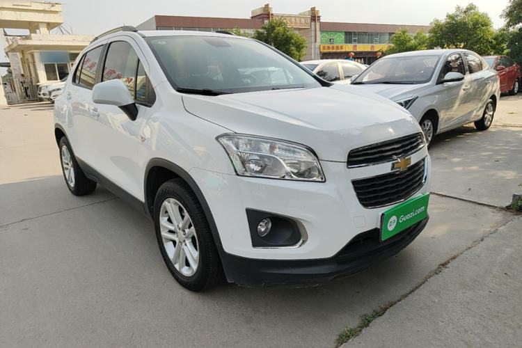 Used Chevrolet Trax 2016 1.4T Automatic Two-Wheel Drive Comfort Version with Sunroof Front Right 45 Deg