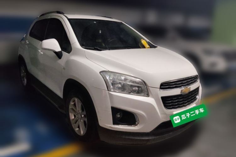 Used Chevrolet Trax 2016 1.4T Manual Two-Wheel Drive Comfort Version with Sunroof Front Right 45 Deg