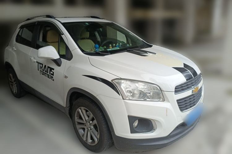 Used Chevrolet Trax 2016 1.4T Automatic Two-Wheel Drive Comfort Version with Sunroof Front Right 45 Deg