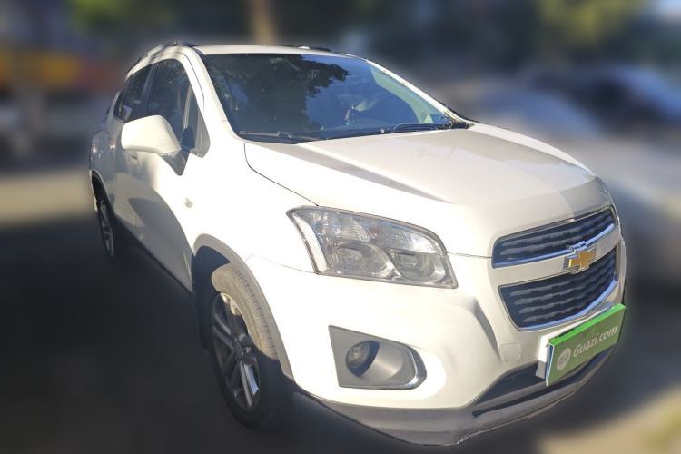 Used Chevrolet Trax 2016 1.4T Automatic Two-Wheel Drive Comfort Version with Sunroof Front Right 45 Deg