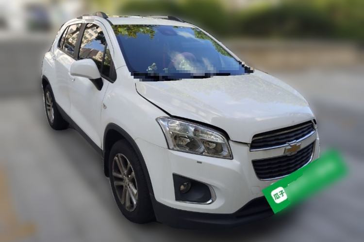 Used Chevrolet Trax 2016 1.4T Automatic Two-Wheel Drive Comfort Version with Sunroof Front Right 45 Deg