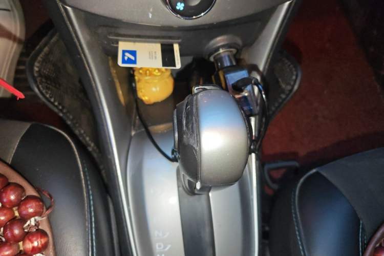Used Chevrolet Trax 2016 1.4T Automatic Two-Wheel Drive Luxury Version Gear Lever