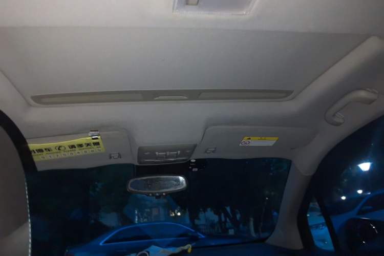 Used Chevrolet Trax 2016 1.4T Automatic Two-Wheel Drive Luxury Version Headliner