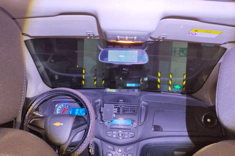 Used Chevrolet Trax 2016 1.4T Automatic Two-Wheel Drive Comfort Version with Sunroof Headliner