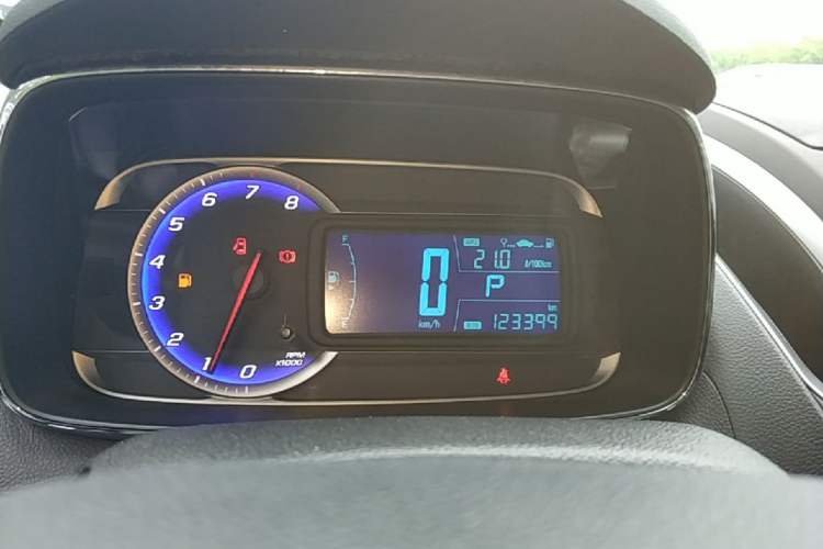 Used Chevrolet Trax 2016 1.4T Automatic Two-Wheel Drive Luxury Version Instrument Cluster