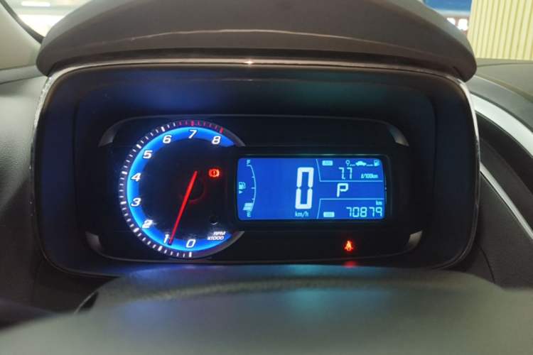 Used Chevrolet Trax 2016 1.4T Automatic Two-Wheel Drive Comfort Version with Sunroof Instrument Cluster
